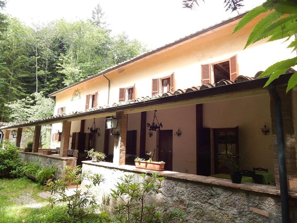 Agriturismo Fonte Magria Abbadia San Salvator Eksteriør bilde