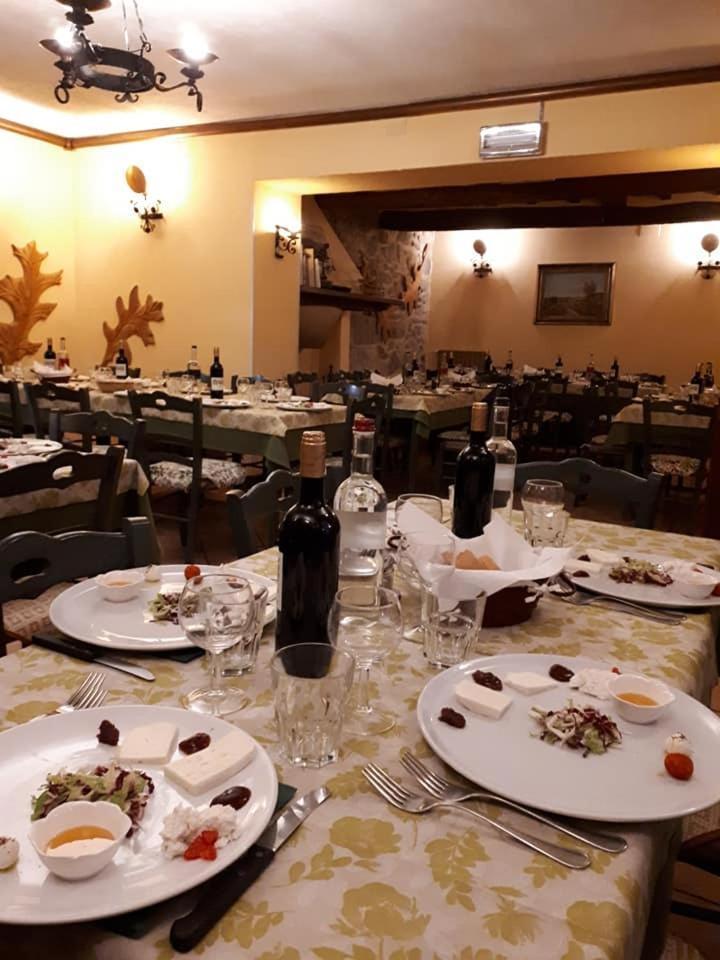 Agriturismo Fonte Magria Abbadia San Salvator Eksteriør bilde